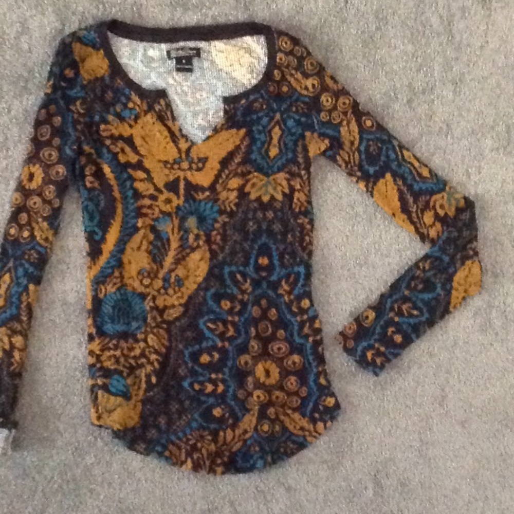 Lucky brand long sleeve tee